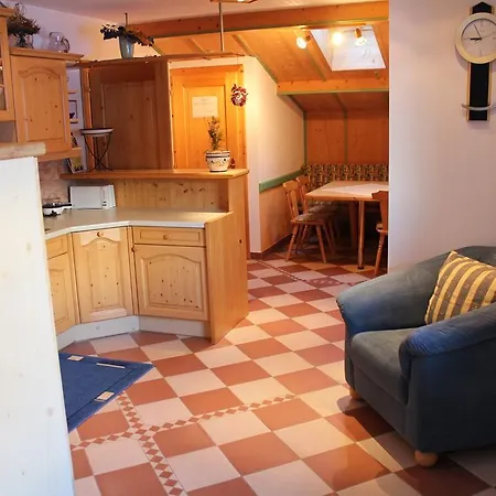 Haus Steinbacher Apartman *